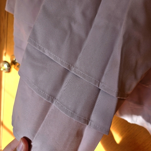 Bernardo Ladies Jacket with back ruffle hem - Picture 2 of 5